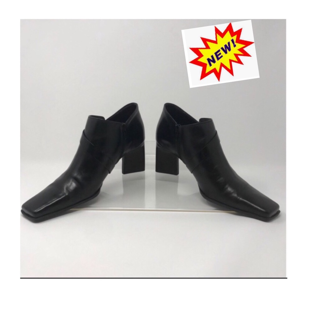 New Enzo Angiolini Black Ankle Boots